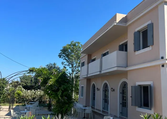 Holm Corfu 3*