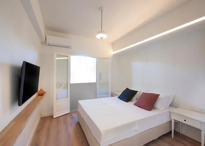 Holm Corfu 3* 고우비아
