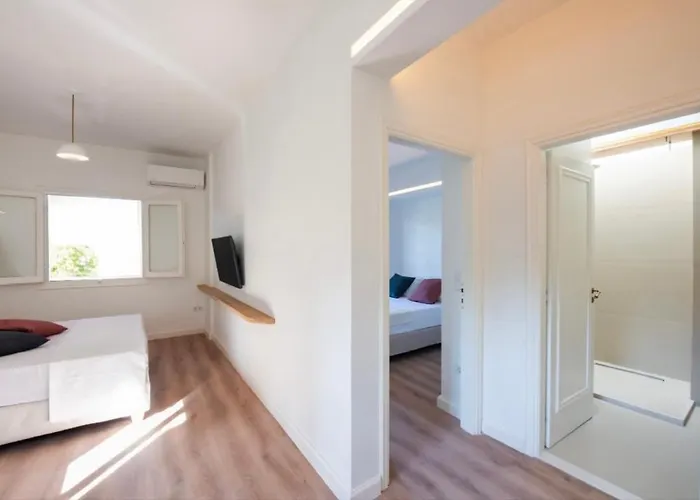 아파트호텔 Holm Corfu 3*